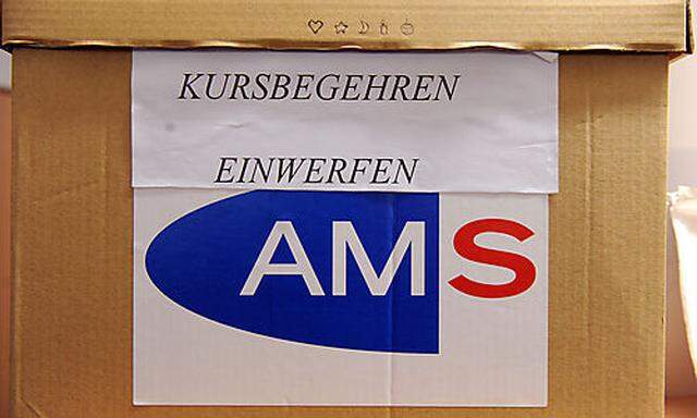AMS, Arbeitslose, Arbeit, Job, Arbeitssuche, Krise, Arbeitsamt  Foto: Clemens Fabry
