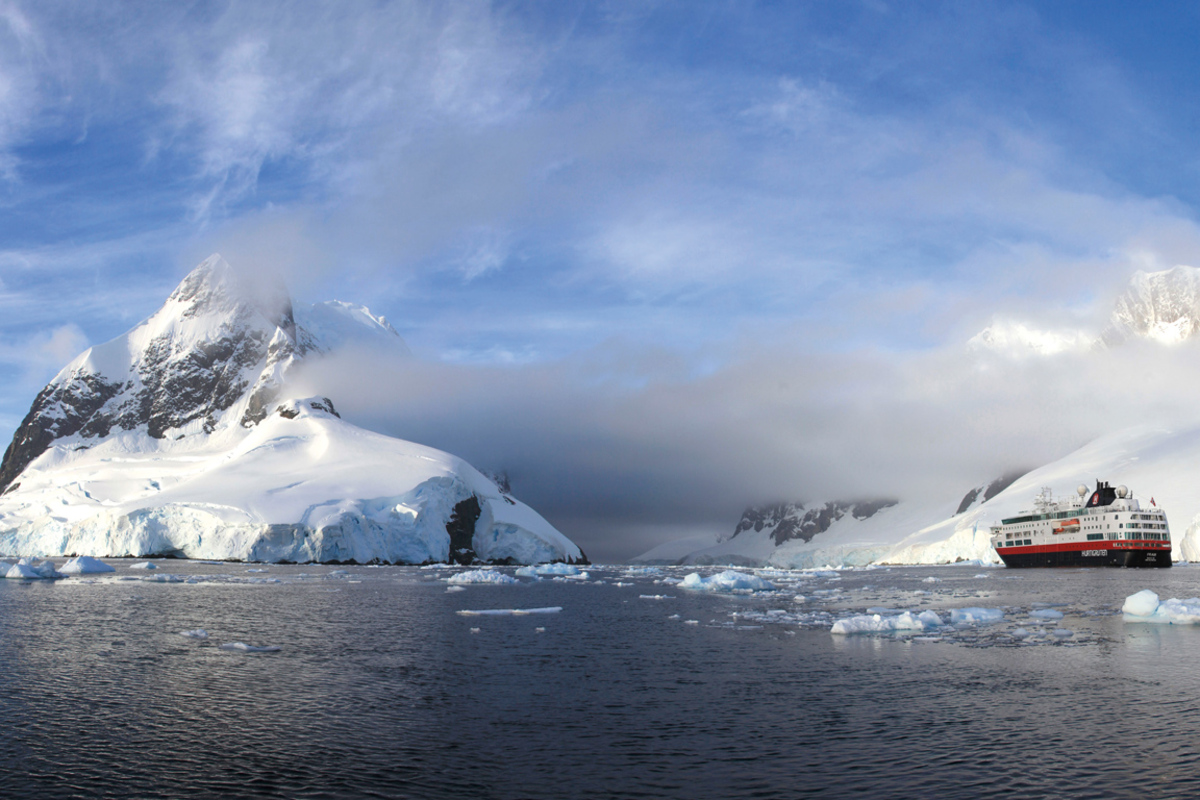 Lemaire Kanal im Westen der Antarktischen Halbinsel.