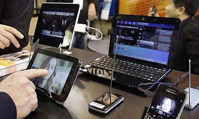 wldVarious tablets, notebooks and smartphones are seen fitted with Tivizen mobile digital television 