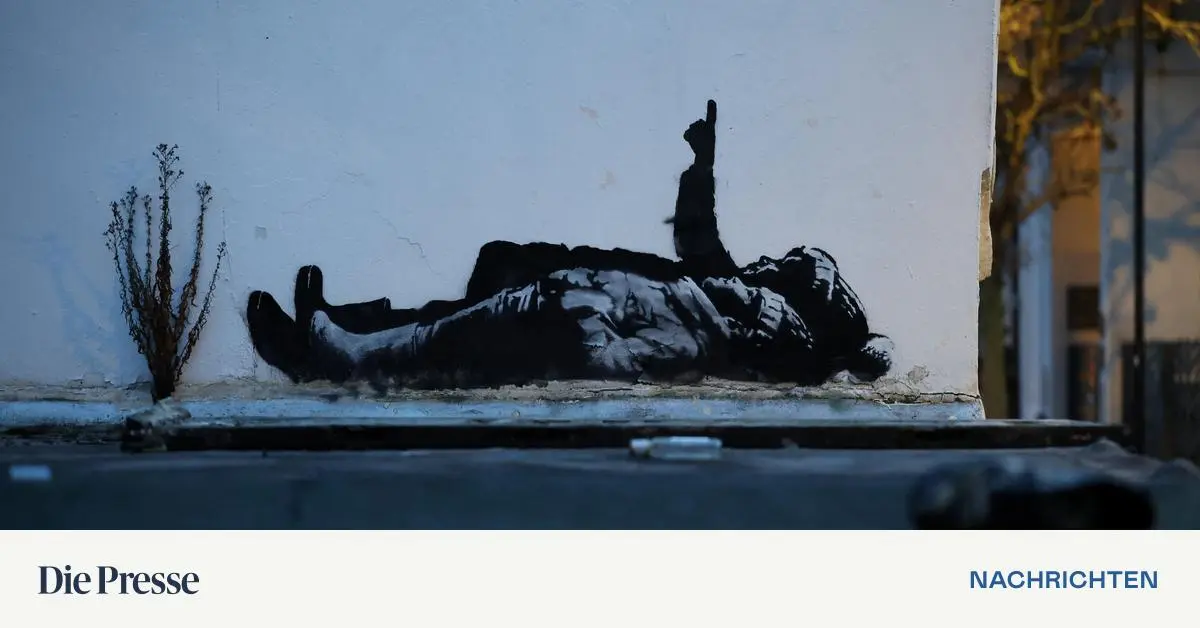 Neue-Banksy-Graffitis-in-London-ziehen-Schaulustige-an