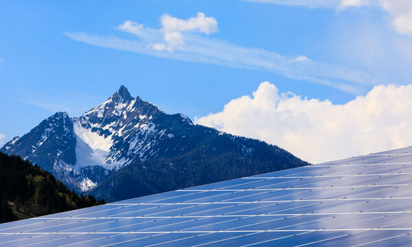 Die Sonne hilft. Aber Ökostrom allein reicht nicht aus, um die Ziele zu erreichen.