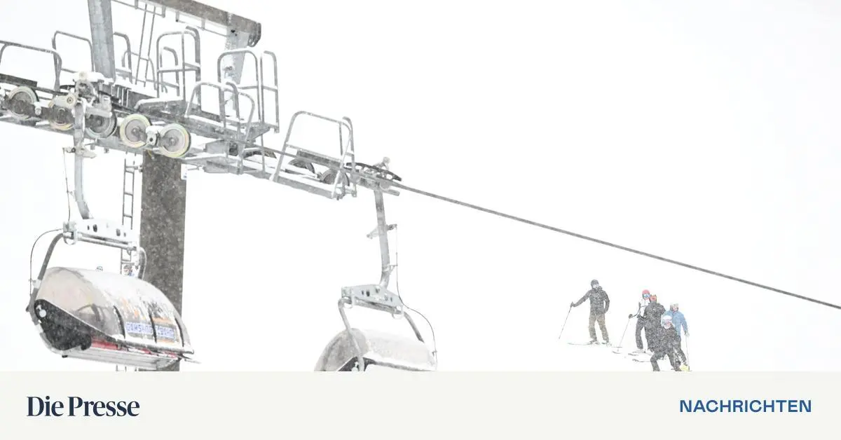 Zu-viel-Neuschnee-Super-G-in-Zauchensee-abgesagt