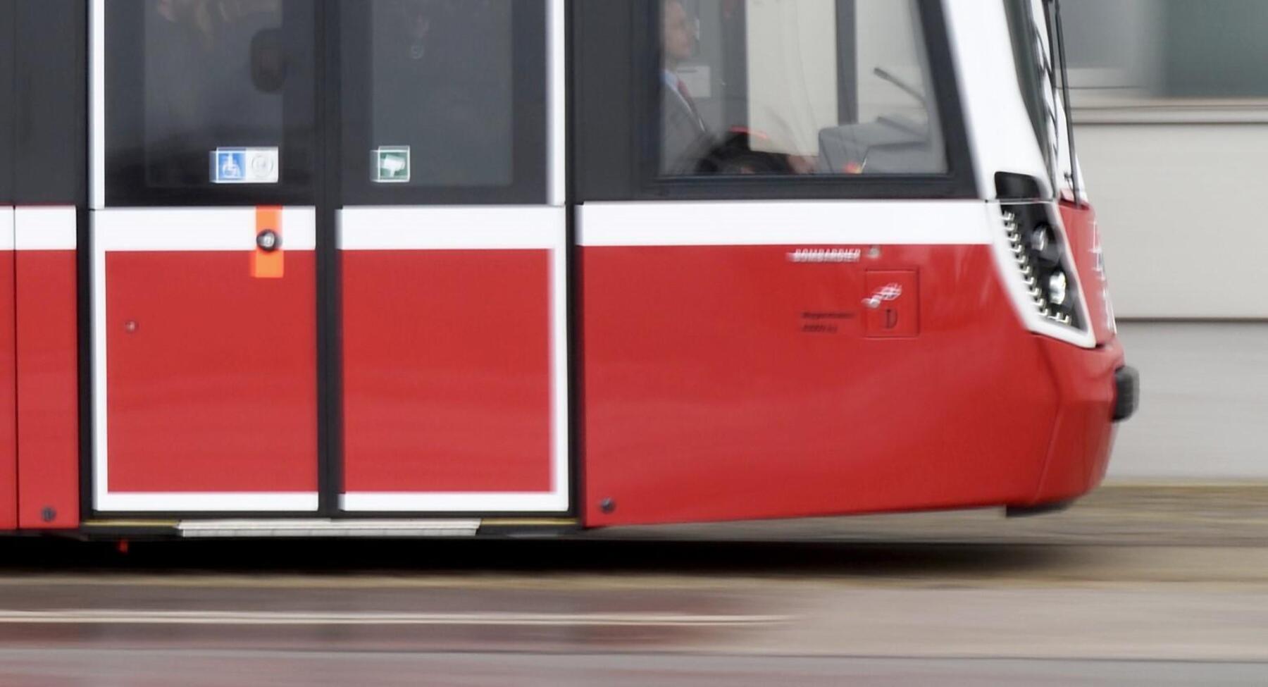 Mehr als die Hälfte der Menschen in Europa fühlt sich von Bus und Bahn abgeschnitten
