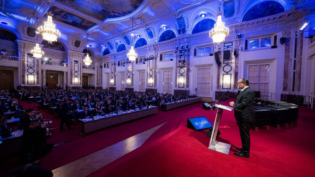 Außenminister Alexander Schallenberg bei der Eröffnung der Konferenz zu "Autonomen Waffensystemen 2024" am Montag in Wien 