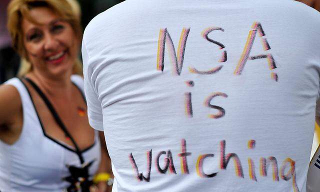 NSA-Affäre: Deutsche Politiker fordern Konsequenzen