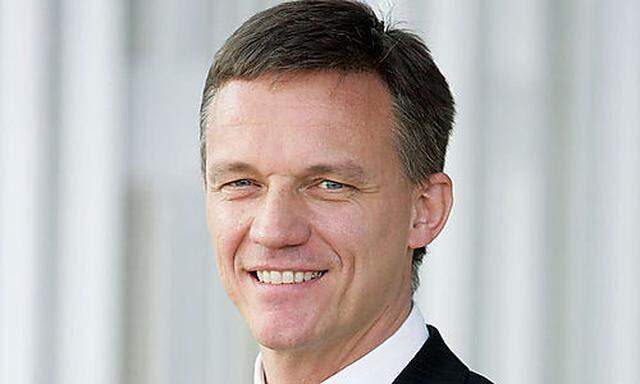 Karsten Benz löst Andreas Bierwirth als Chief Commercial Officer ab