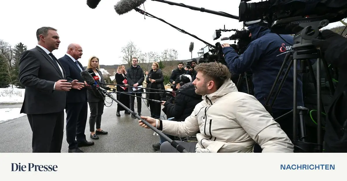 Koalition-Jahresauftakt-mit-Strom-Scharia-und-Spar-Men-premium-