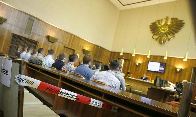 Bild vom Identitären-Prozess im Schwurgerichtssaal des Grazer Straflandesgerichts