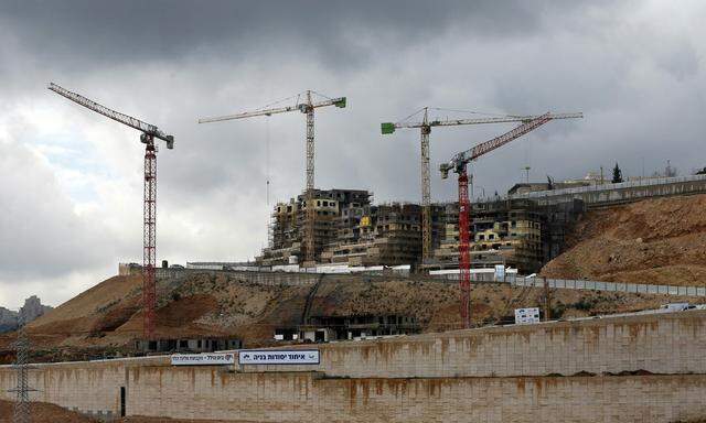 Der gestoppte Siedlungsbau in Ostjerusalem wird fortgesetzt.  