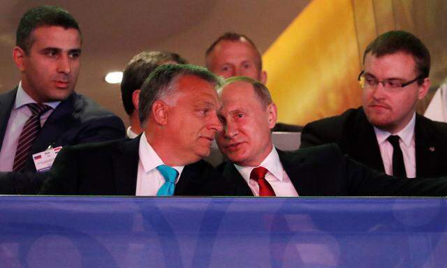 Zwei, die sich verstehen: Viktor Orbán und Wladimir Putin – selbst ein Hobby-Judoka – bei der Eröffnung der Judo-WM in Budapest.