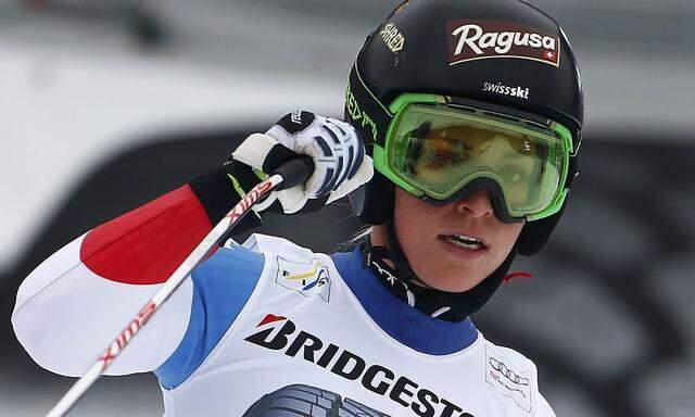 Lara Gut ist die strahlende Siegerin beim Super-G in Garmisch.