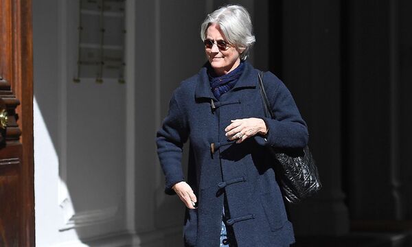 Die Fillons weisen alle Vorwürfe von sich.