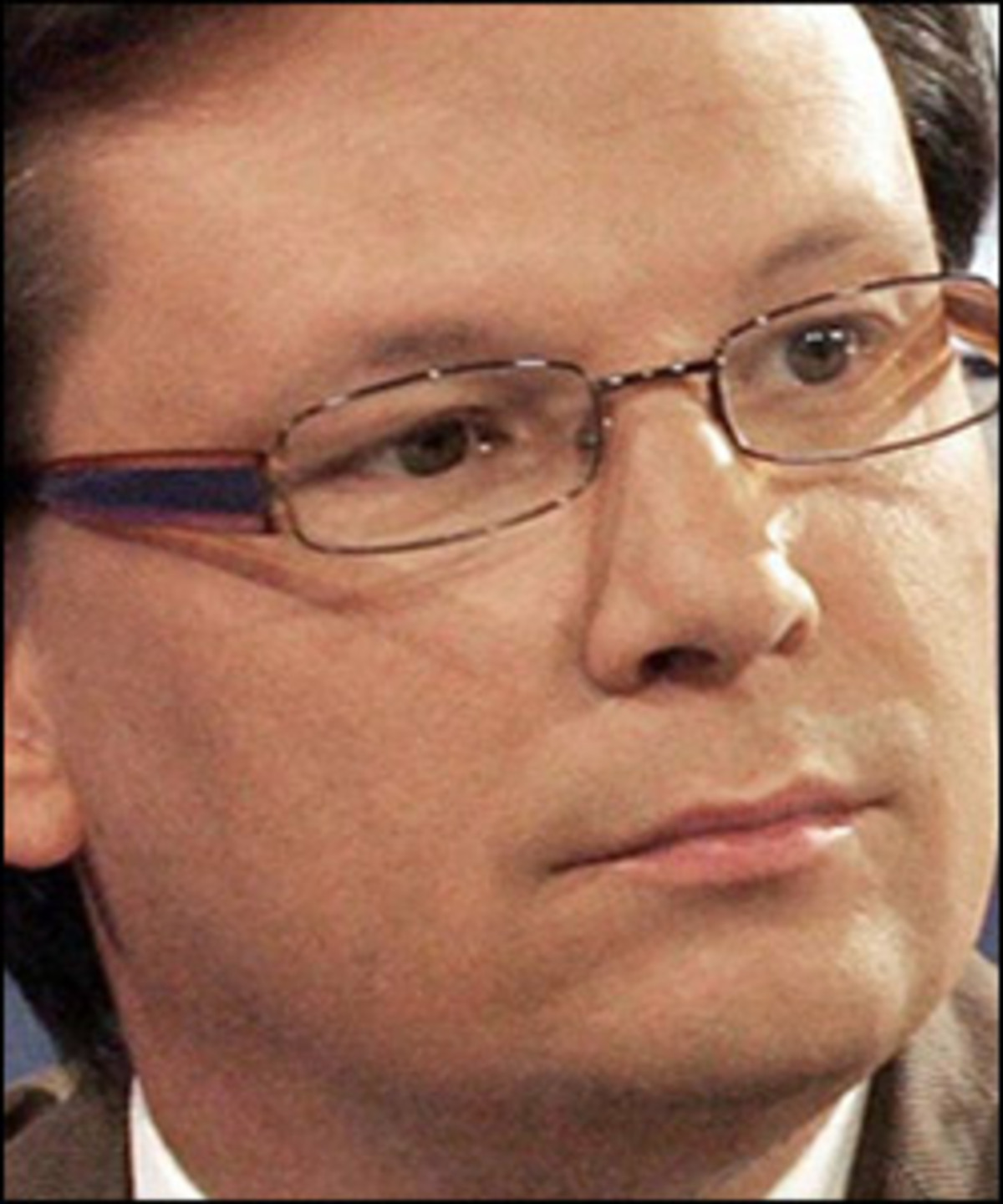 Der Wahlkampfleiter und Bundesgeschäftsführer der SPÖ muss beim Verhandlungspartner ÖVP wohl erst Vertrauen aufbauen. Der 42-Jährige gilt allerdings als ruhiger, sachlicher Verhandler. Seine Themen: Sicherheit, Ausländer.Darabos zur ÖVP: "Nun wird es Zeit, Tatsachen zu akzeptieren und sich mit aller Kraft der Arbeit für das Land zu widmen."