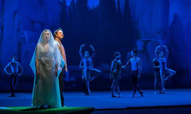 Hier paaren sich tänzerische und stimmliche Ausdruckskraft: Dmitry Korchak und Andriana Chuchman als Orpheus und Eurydice.