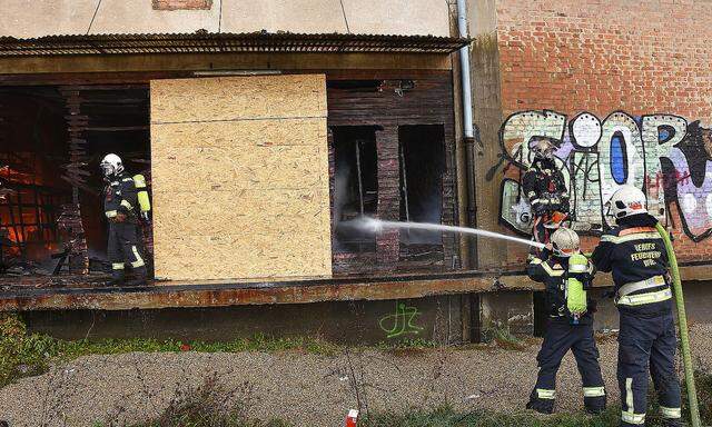 ++ HANDOUT ++ WIEN: BRAND IN WIEN-LEOPOLDSTADT - NORDBAHNHALLE BETROFFEN