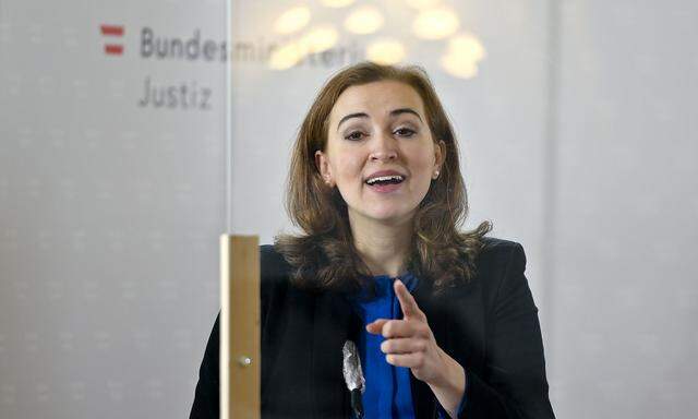 Justizministerin Alma Zadic setzte eine Arbeitsgruppe ein, die Vorschläge zur Entlastung der österreichischen Gefängnisse machen sollte. Die Resultate liegen nun vor.