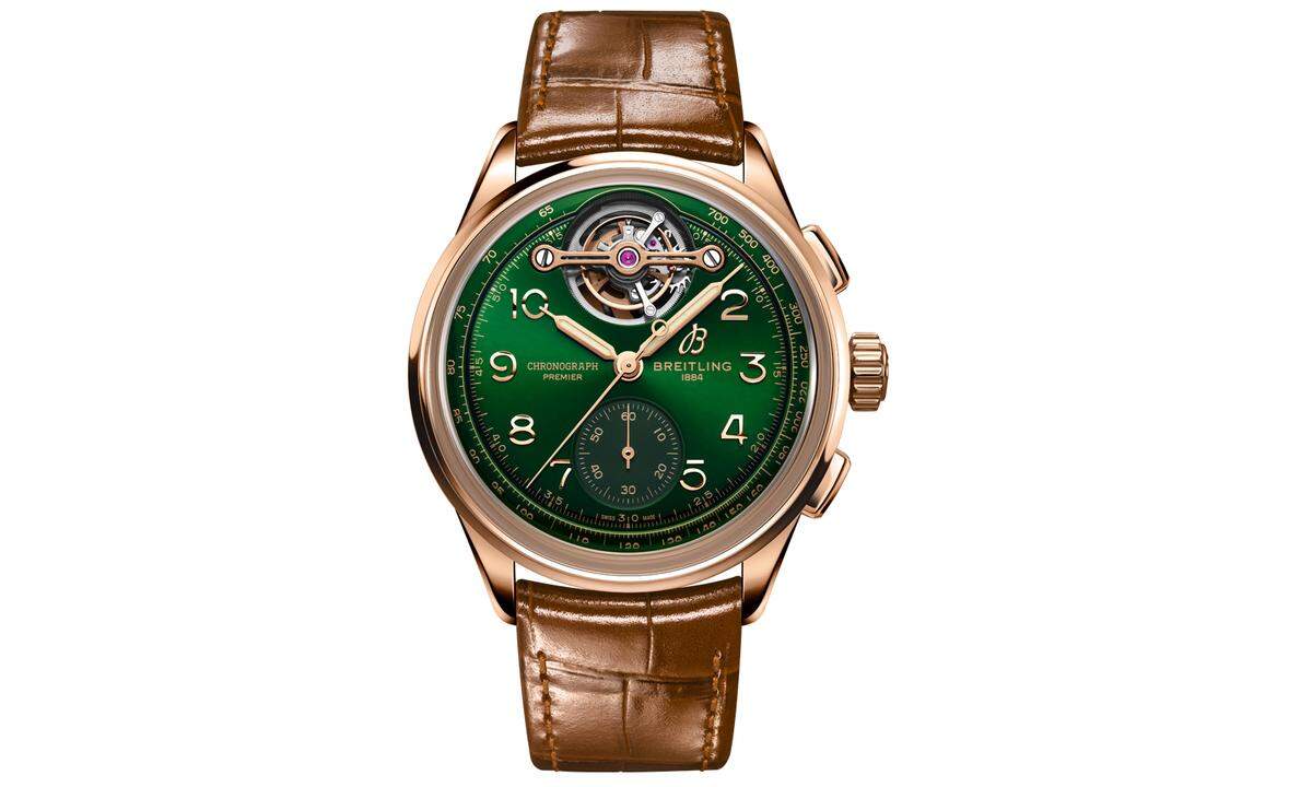 Dieses exklusive Modell interpretiert die Breitling Premier Armbanduhren aus den 1940er-Jahren neu. Highlight ist das Tourbillon, das durch das markante grüne Zifferblatt sichtbar ist. Angetrieben vom Manufakturkaliber B21, verfügt dieses COSC- zertifizierte Tourbillonwerk über eine Gangreserve von rund 55 Stunden und ist bis zu 100 Meter wasserdicht.