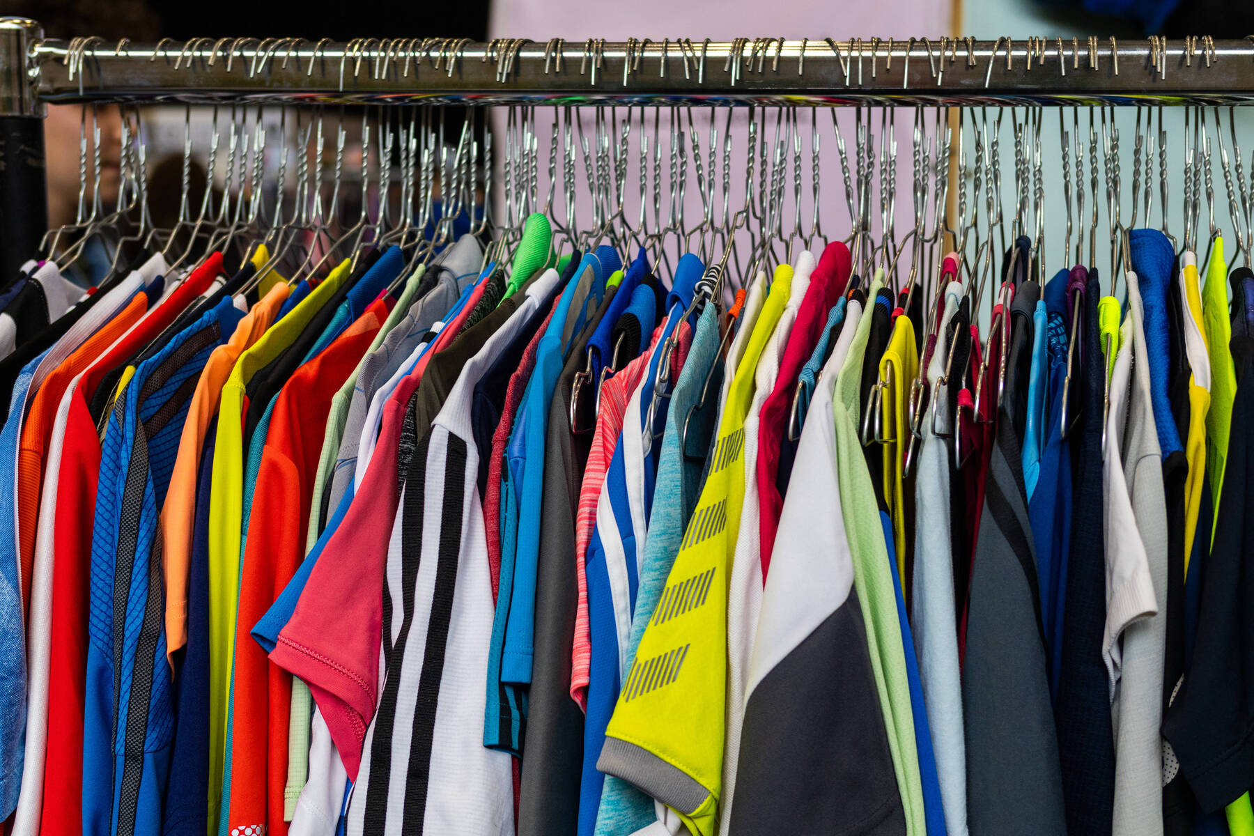 EU bans destruction of unsold clothing, but Austria faces criticism over penalties
