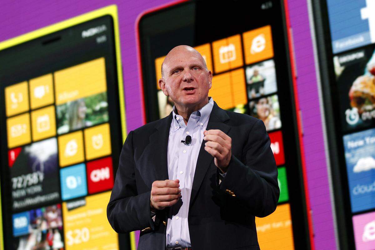 Nach 13 Jahren zieht sich Steve Ballmer aus Microsoft zurück. Davor bringt er aber noch die Übernahme von Nokias "Service &amp; Devices"-Sparte unter Fach und Dach.
