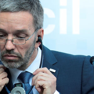 Germany's Seehofer, Italy's Salvini and Austria's Kickl attend a trilateral meeting in Innsbruck