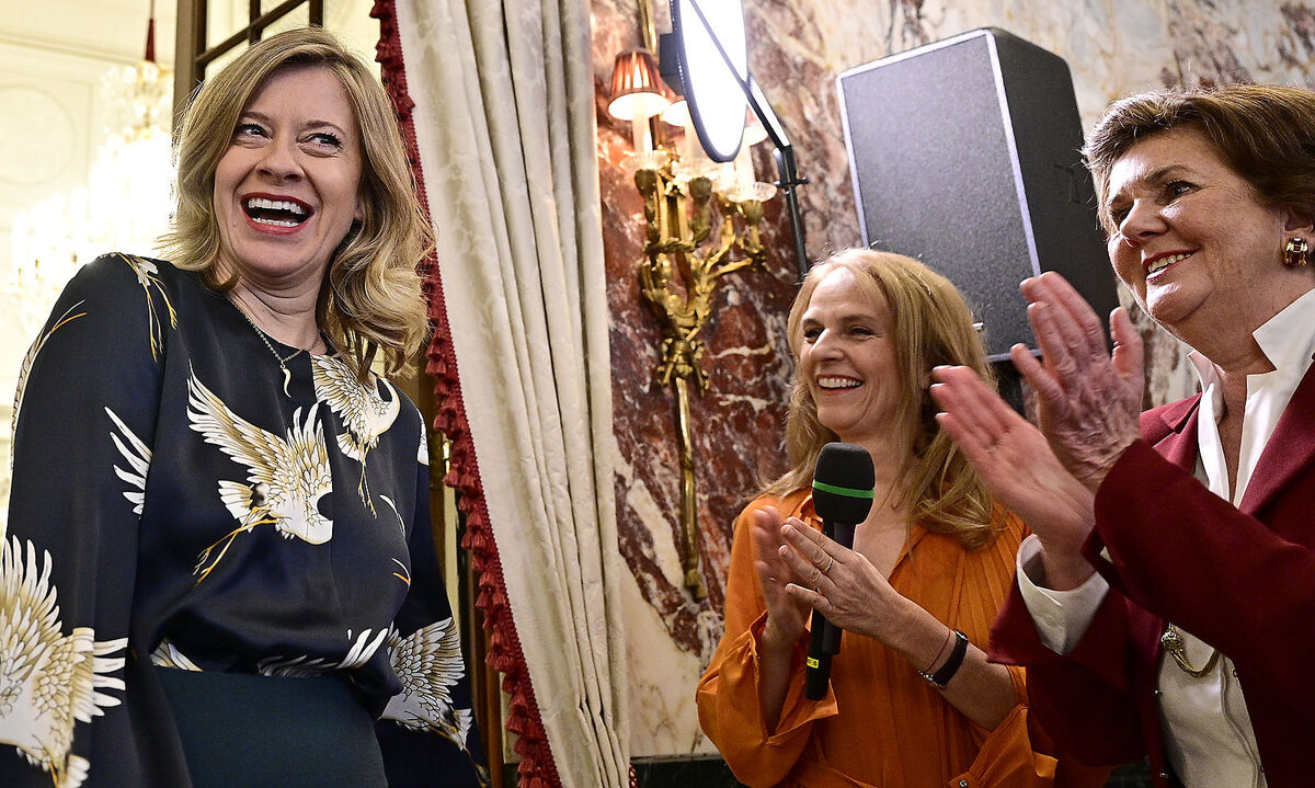 Schauspielerin Caroline Peters, Schauspiel-Leiterin Bettina Hering, Präsidentin Helga Rabl-Stadler