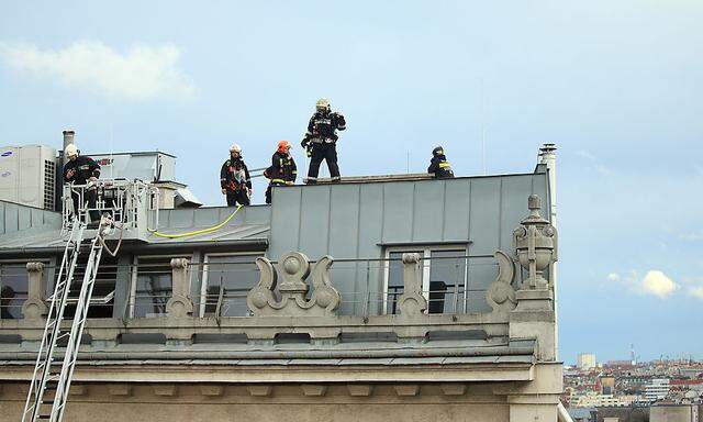 WIEN: BRANDALARM AUF DER MARIAHILFER STRASSE