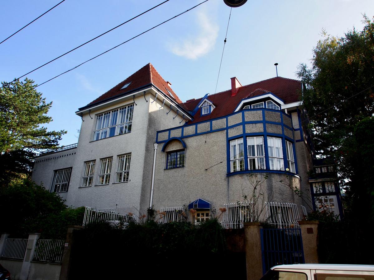 Das Doppelhaus Koloman/Moll in der Steinfeldgasse 6-8.