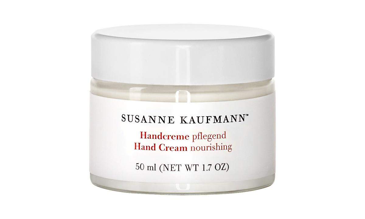 „Handcreme pflegend“ von Susanne Kaufmann mit Malven- und Hamamelisextrakt, 50 ml um 26 Euro. 