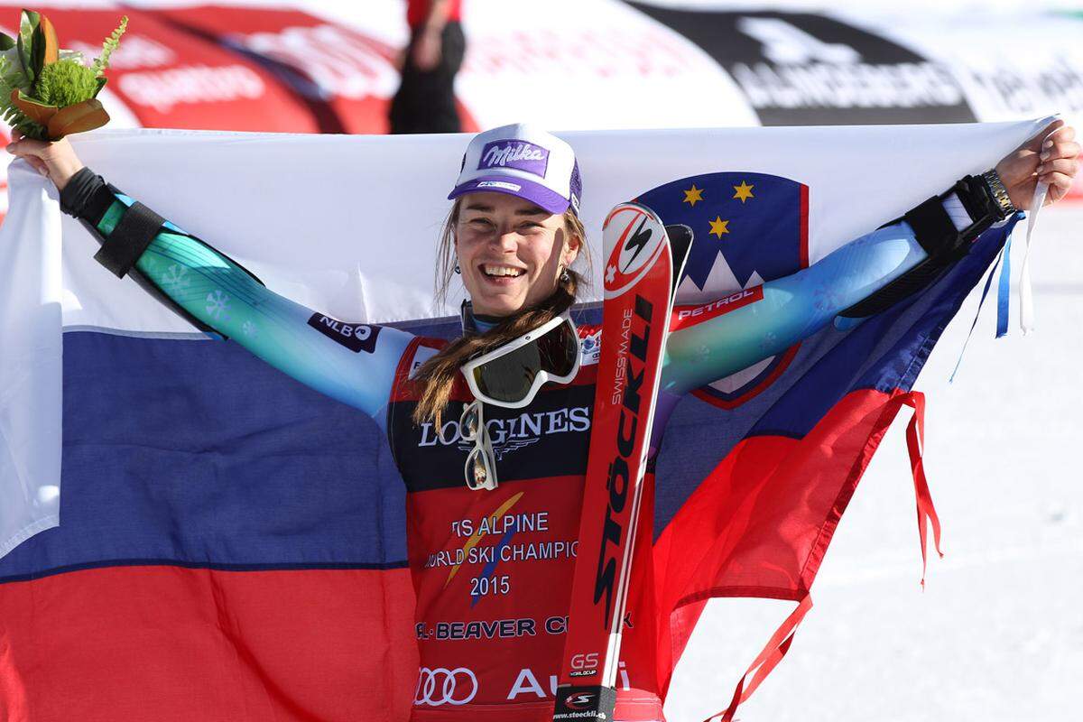 Tina Maze ist die erste Doppel-Weltmeisterin der WM 2015. Nach Gold in der Abfahrt und - ihrem ersten - in der Kombination war es Zeit, den korrekten Vornamen der 31-jährige Slowenin zu erfragen. "Klementina" war die Antwort.