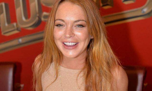 LINDSAY LOHAN IN PASCHING