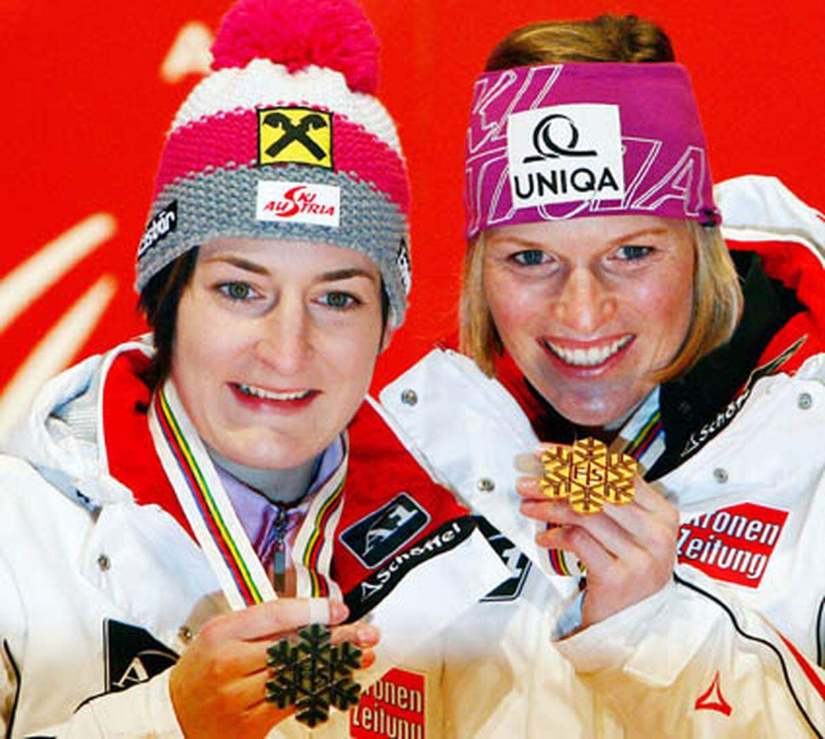 Fünf Bewerbe - viermal Gold, einmal Silber. Die Truppe von Damen-Rennsportleiter Herbert Mandl legte die beste WM-Bilanz aller Zeiten hin. Neben dem Speed-Double von Elisabeth Görgl schnappte sich Teamküken Anna Fenninger Gold in der Super-Kombination, Marlies Schild hielt dem Riesendruck stand und eroberte den Sieg im Slalom. Hinter Schild gewann Kathrin Zettel Slalom-Silber.