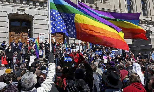 Dem Gesetz zur Religionsfreiheit in Indiana schlägt heftiger Protest entgegen.