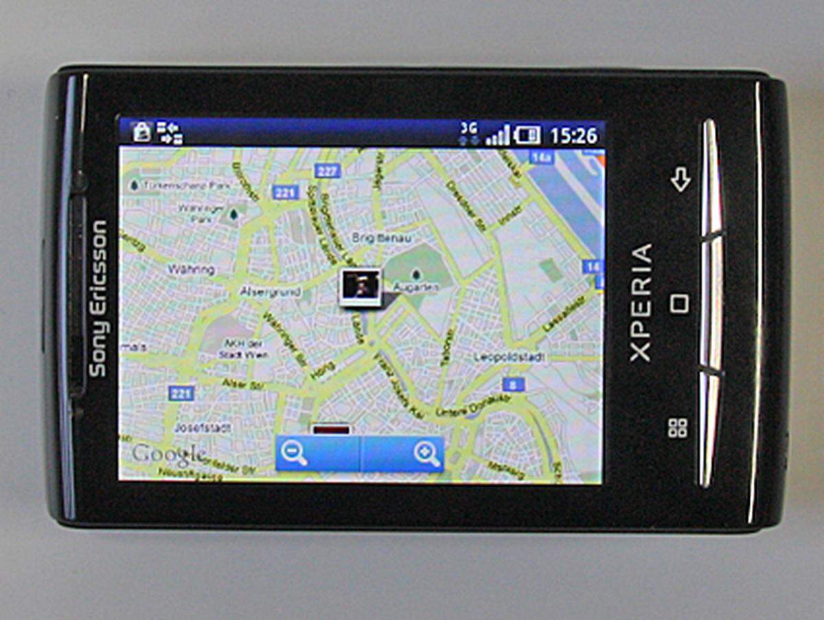 Fotos werden per GPS mit Geodaten versehen und können dann über das vorinstallierte Programm Geotags auf einer Karte dargestellt werden.