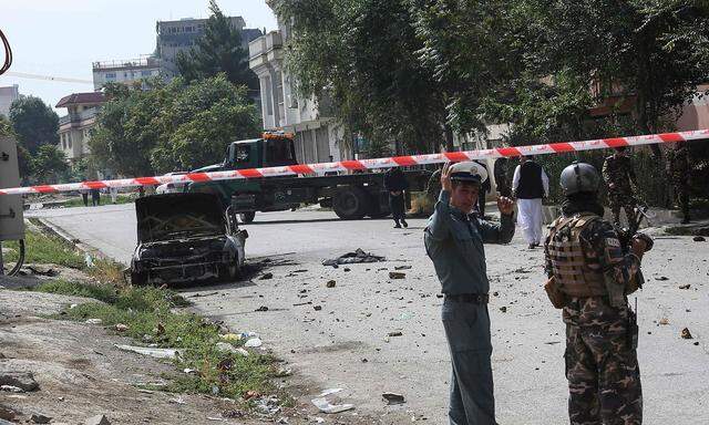 Raketen schlugen in Kabul zu Beginn von Eid al-Adha ein.