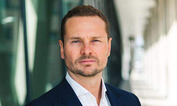 Das Wiener Fin-Tech Bitpanda holt den vorherigen Strategiechef der OMV Peter Grausgruber (40) als neuen CFO ins Boot. Das Start-up will damit die Expansion vorantreiben.