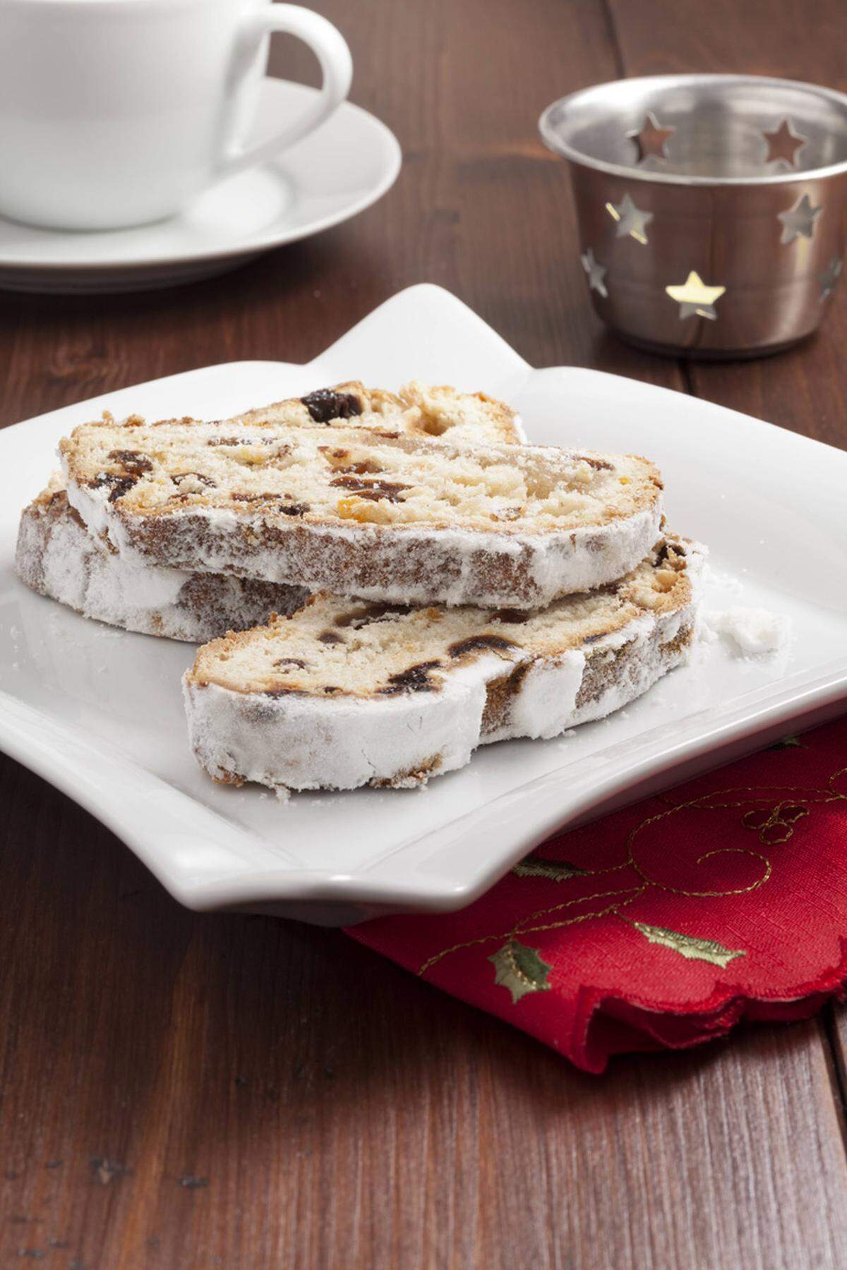 Meist hat man auch beim Weihnachtsessen einen klaren Favoriten, wie etwa das Dessert oder eine Beilage. Lieber davon mehr essen und sich beim Übrigen zurückhalten.