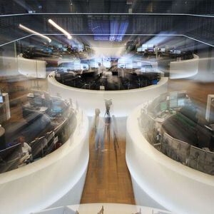 Während der Highspeed-Handel die Börsen bereits im griff hat - können Sparer immer öfter auf automatisierte Anlagebratung zurück greifen.