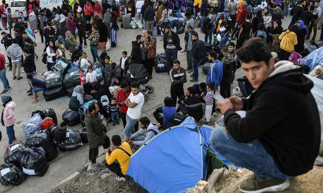 Schon jetzt ist das Flüchtlingslager Moria auf der griechischen Insel Lesbos hoffnungslos überfüllt.