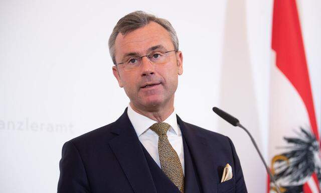 Die Kritik an Verkehrsminister Norbert Hofer wächst.