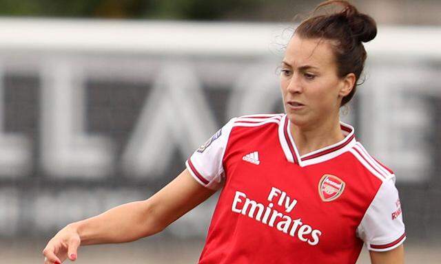 Viktoria Schnaderbeck trifft mit Arsenal im Viertelfinale auf Paris St. Germain, im Halbfinale könnte es zu einem Wiedersehen mit Ex-Klub Bayern München kommen.