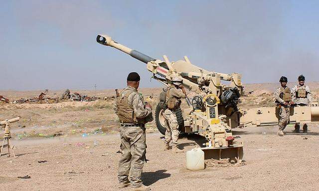 Das irakische Militär kämpft gegen die IS-Milizen.