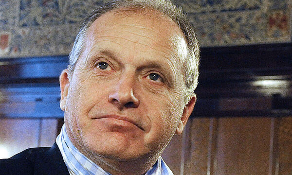 OGH-ENTSCHEIDUNG UeBER NICHTIGKEITSBESCHWERDE UND BERUFUNG VON EX-INNENMINISTER ERNST STRASSER: STRASSER