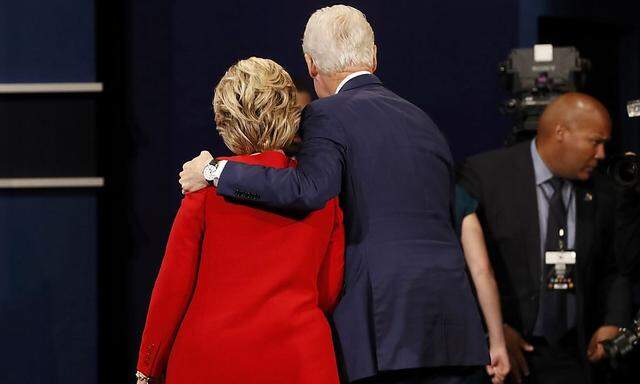 Mit seiner Kritik an Obamacare, hat Bill Cinton seiner Frau Hillary keinen Gefallen getan.