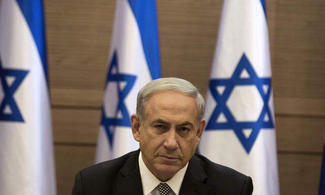 Israel´s Prime Minister Benjamin Netanyahu heads a cabinet meeting in Jerusalem