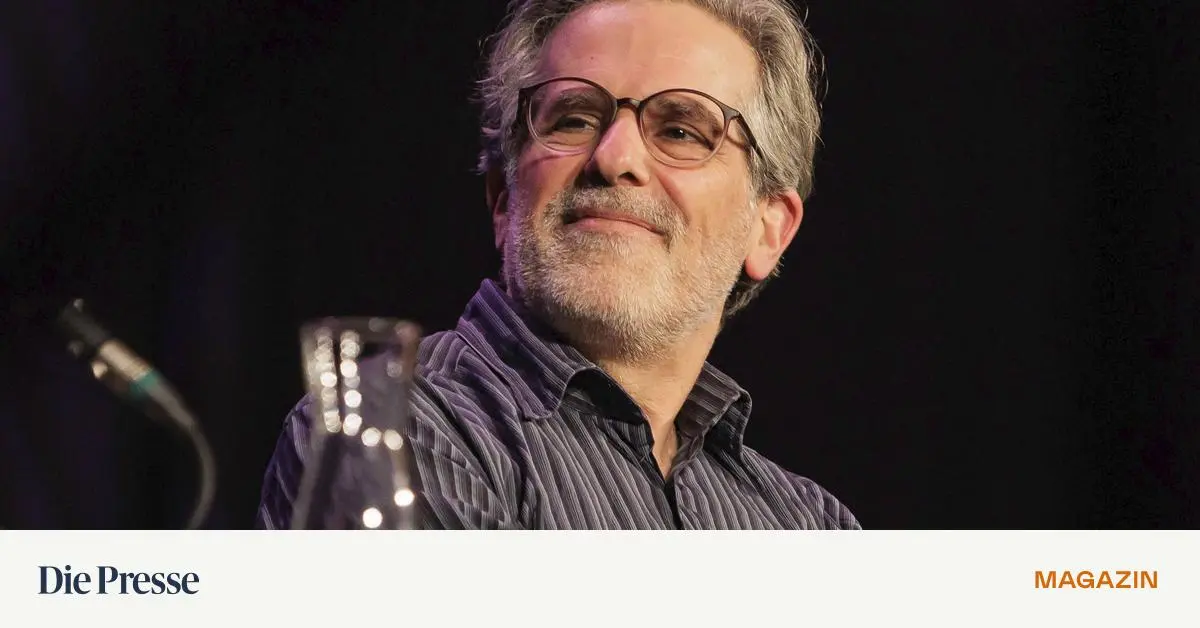 Jonathan-Lethem-erz-hlt-wie-Brooklyn-vom-harten-Pflaster-zur-hippen-Hochburg-wurde-premium-