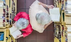 Lesen kann man auch mal im Stehen. 