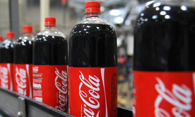 FILES-US-BEVERAGE-EARNINGS-COCACOLA
