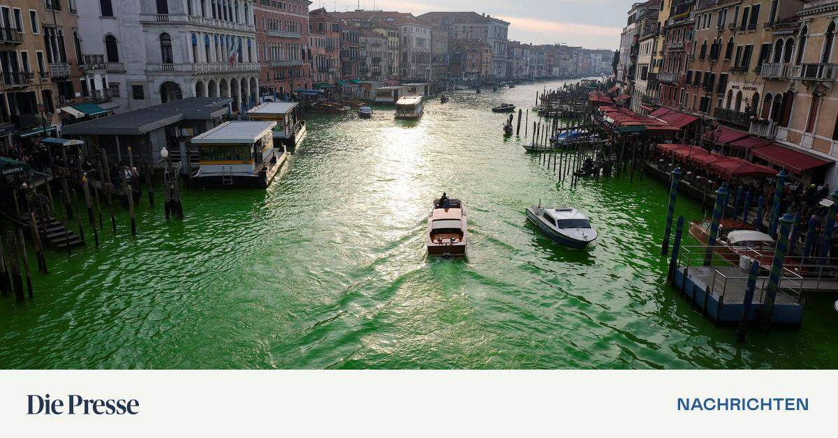 Climate activists are turning Venice’s Grand Canal green