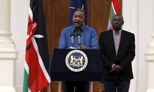 Vizepräsident William Ruto (r.) an der Seite von Kenias Staatschef Kenyatta