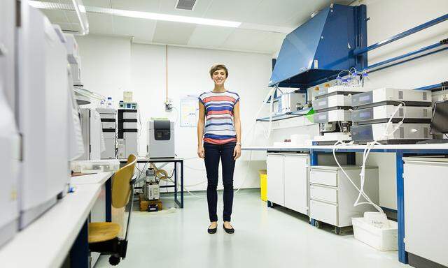 Agnes Reiner forschte auch in Singapur an Vesikeln, die wenige Nanometer klein sind, aber wichtige Funktionen im Körper übernehmen.